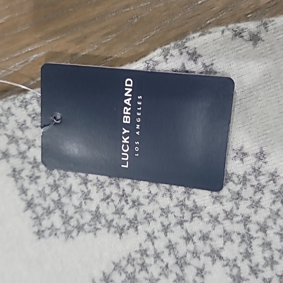 Lucky Brand Long Sleeve Cloud Jersey Scoop Neck Lightweight Star Sweater Size M - Picture 10 of 17